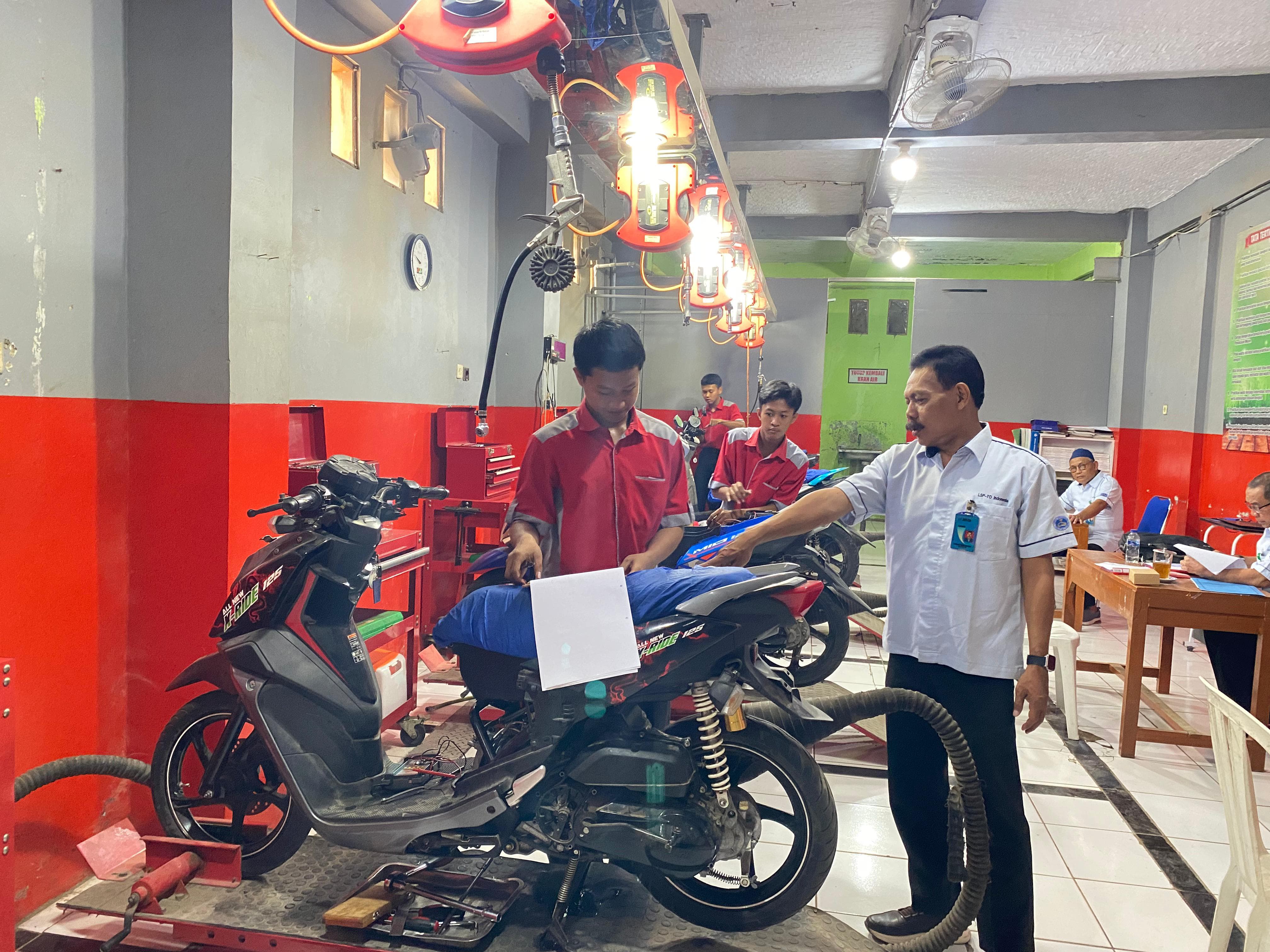 Doc UKK Otomotif 2024